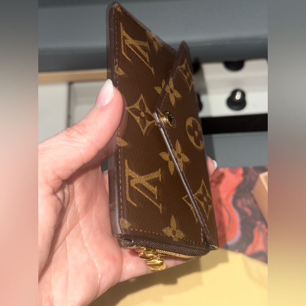 ***SOLD***Louis Vuitton Recto Verso Card Holder